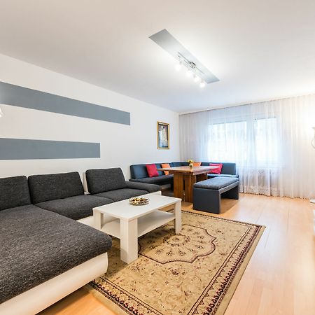 Vienna Apartment Am Schwedenplatz Buitenkant foto